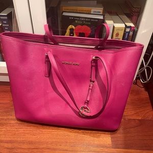 Beautiful fuschia pink Michael Kors Shoulder/Laptop bag.